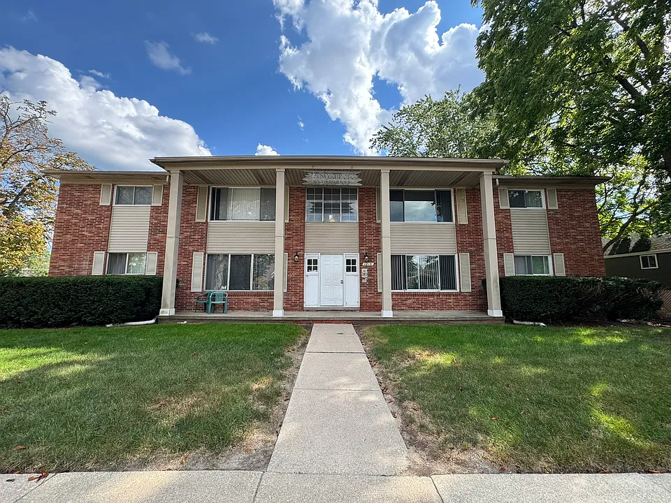 1213 Sycamore St #202