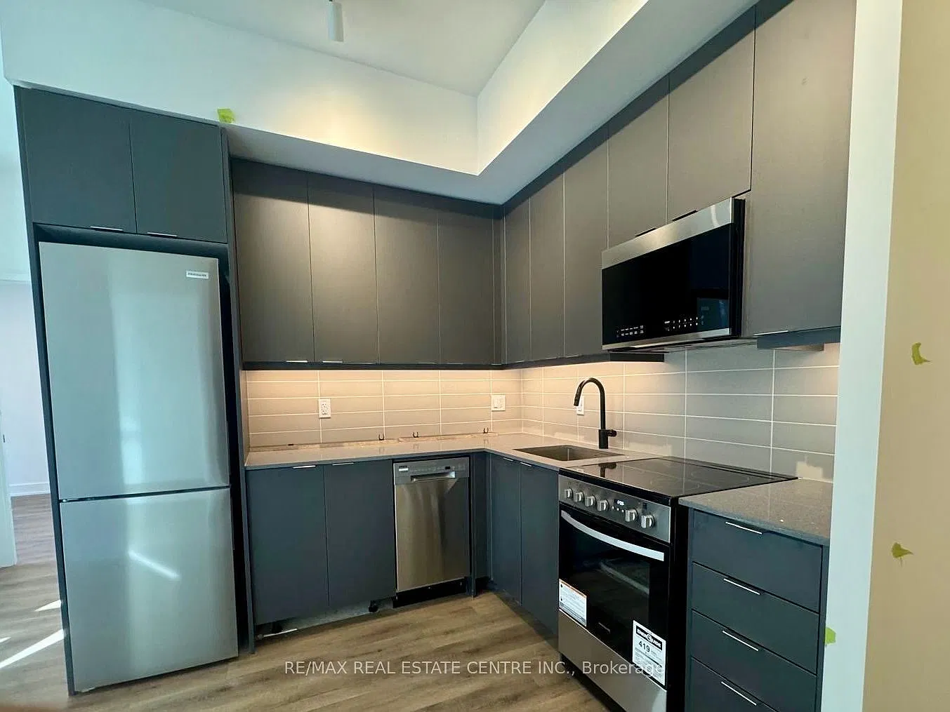 2 bed, $2,375 — Photo 3