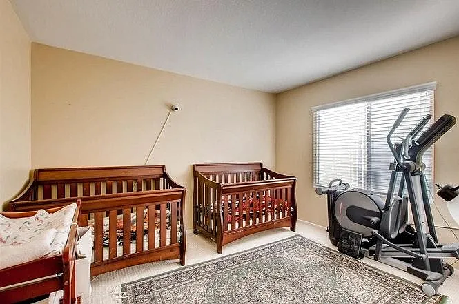 1425 Normandy Dr — Photo 12