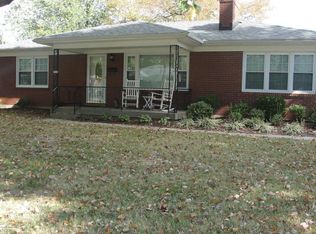 4613 Spen Lea Rd, Shively, KY 40216