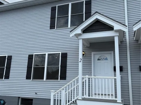 184 Avenue C #M2, Woonsocket, RI 02895