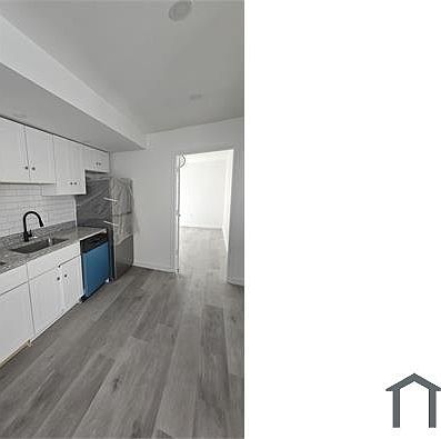 3rd image of 408 Chaplin St SE #4
