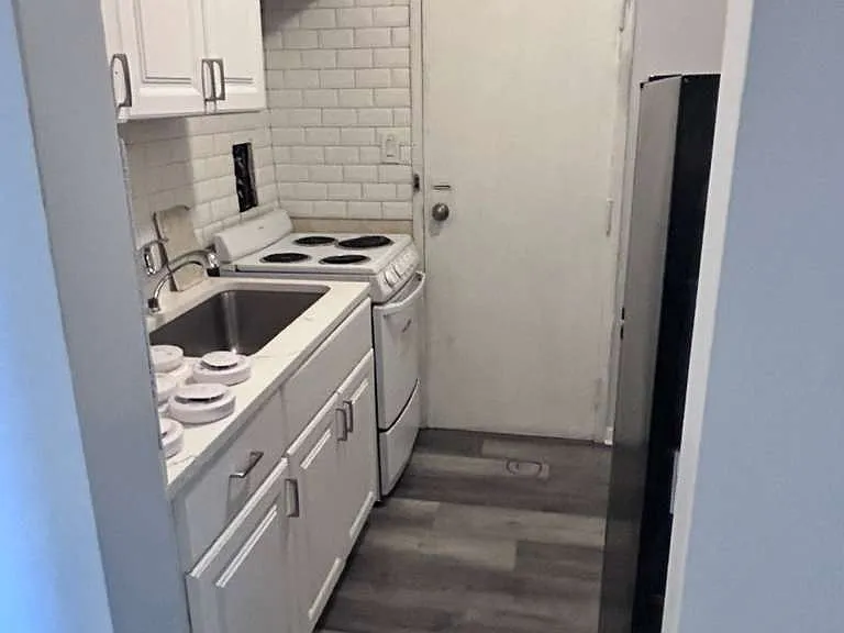 7 Division St #1B — Photo 4