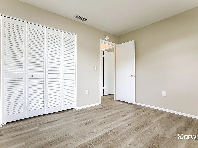 7307 Uranus Dr — Photo 15