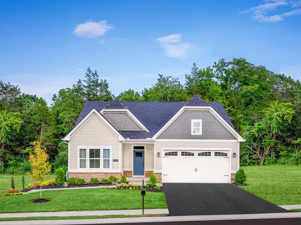 1104 Oak Bend Rd, Sandwich, IL 60548