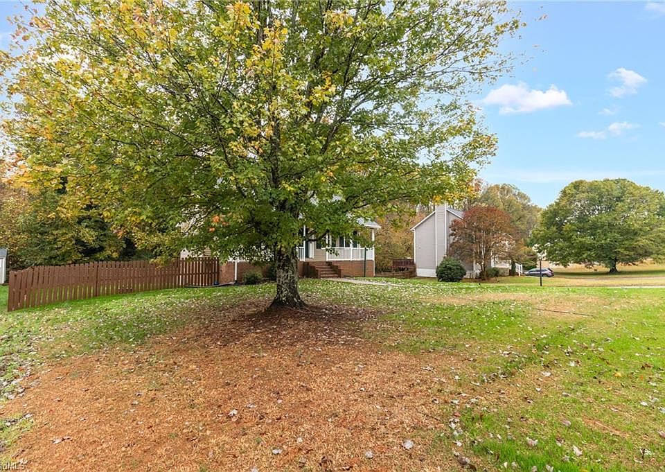 5708 Spice Meadow Ln, Winston Salem, NC 27106 | Zillow