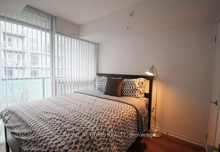 36 Lisgar St #2016W — Photo 13