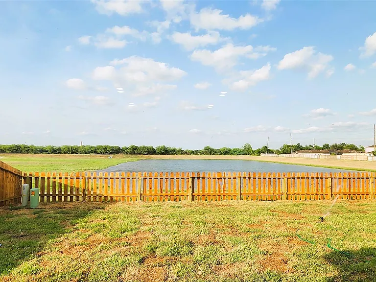 6335 Highland Trail Dr — Photo 16