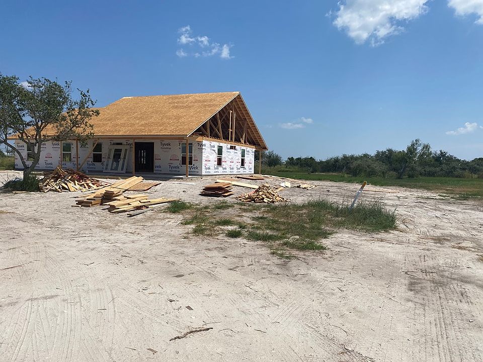 2nd image of 116 Janecek Dr