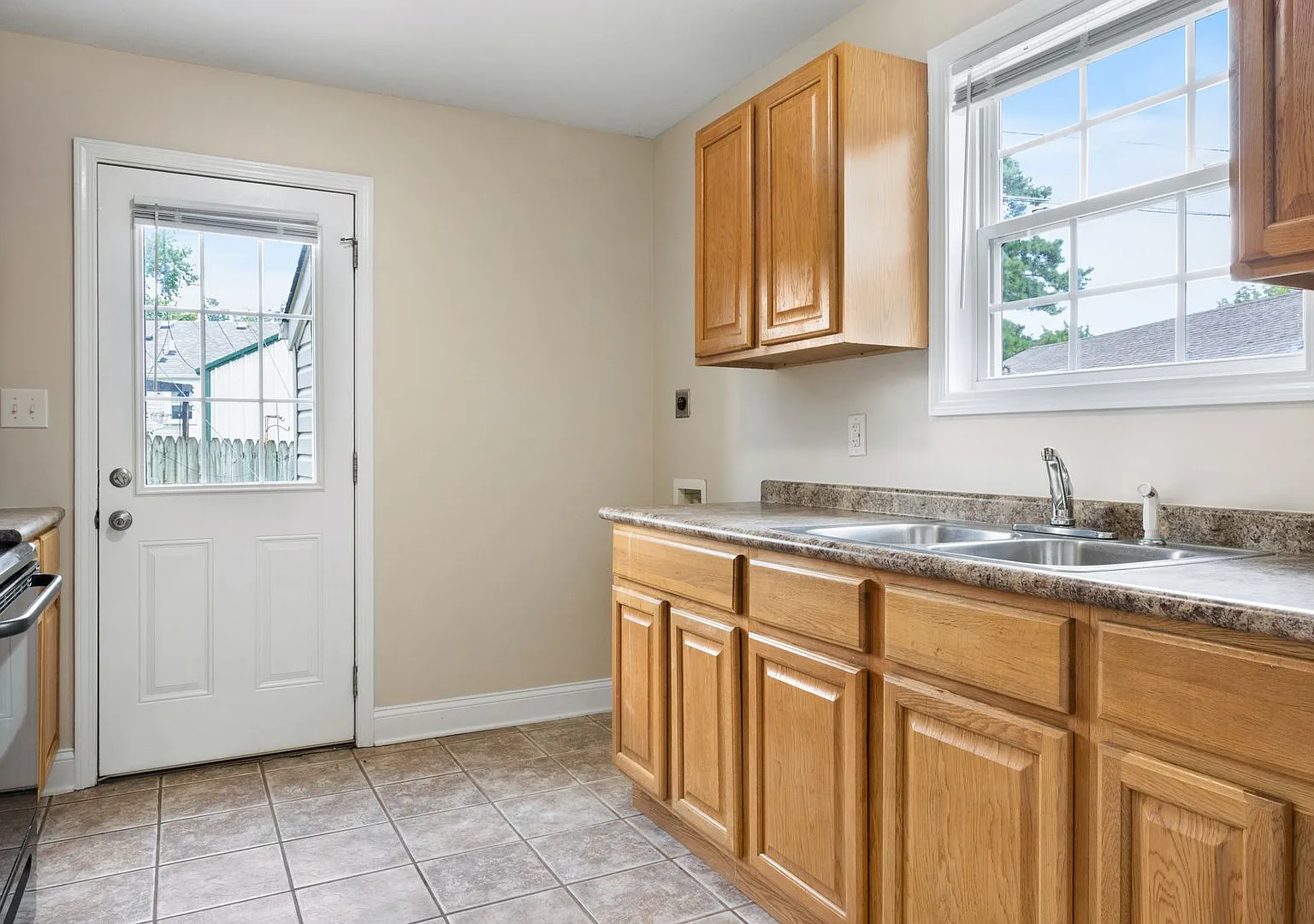 55 Chestnut Drive — Photo 4