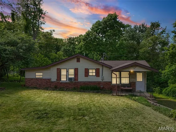 3889 Gary Rd, Arnold, MO 63010