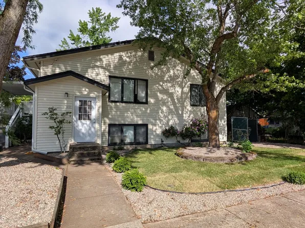 1221 N 11th St, Coeur D Alene, ID 83814