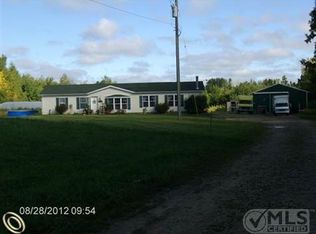 8601 Deanville Rd, Brown City, MI 48416