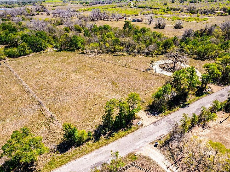 1st image of 169 Sand Hill Rd