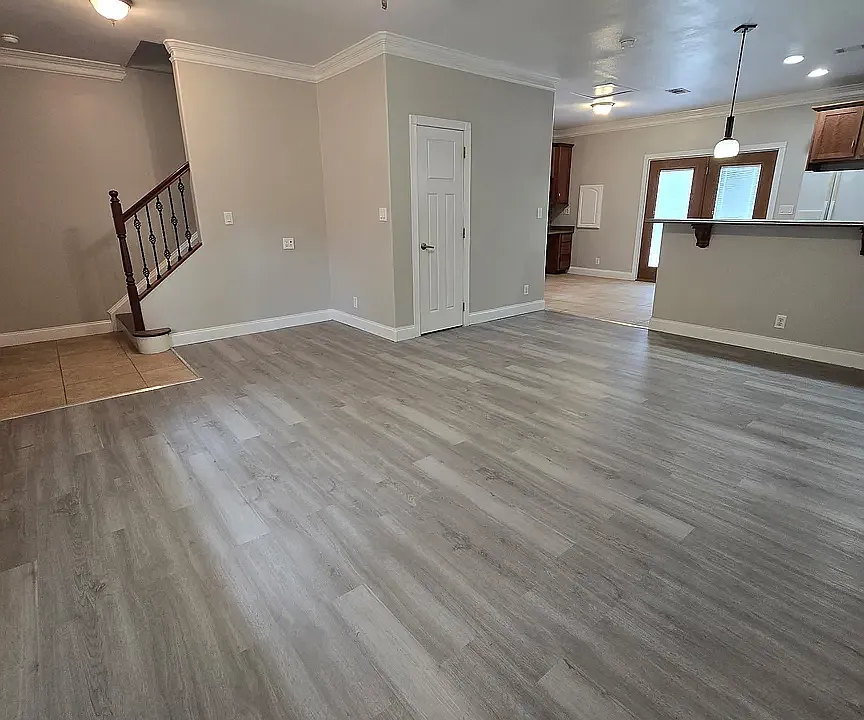 200 S 11th St