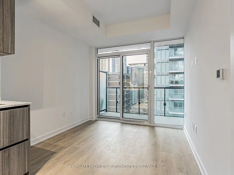 127 Broadway Ave #1405 — Photo 15