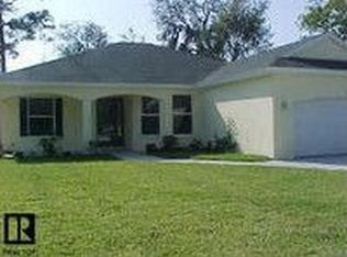 561 Lyndhurst St, Dunedin, FL 34698