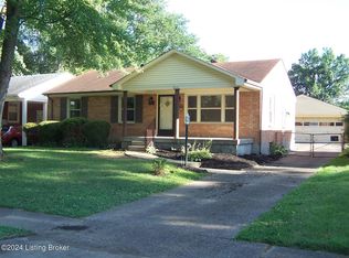 5926 Middlerose Cir, Louisville, KY 40272