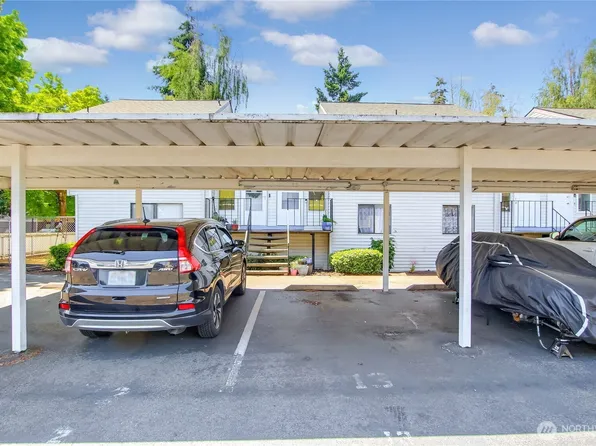 1313 W James Street #2, Kent, WA 98032