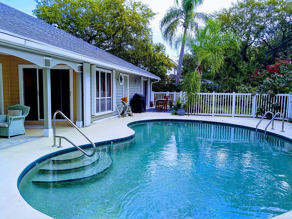 Beautiful heated pool.