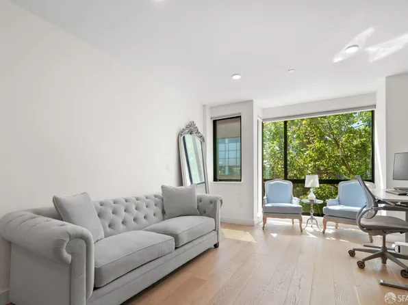 3620 Cesar Chavez St #203, San Francisco, CA 94110