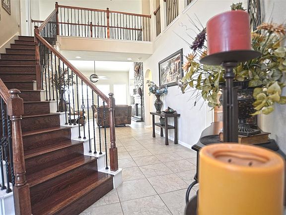 2nd image of 4705 La Escalona Dr