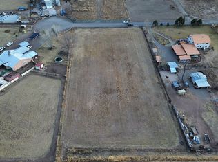 8 Benito Ln, Los Lunas, NM 87031