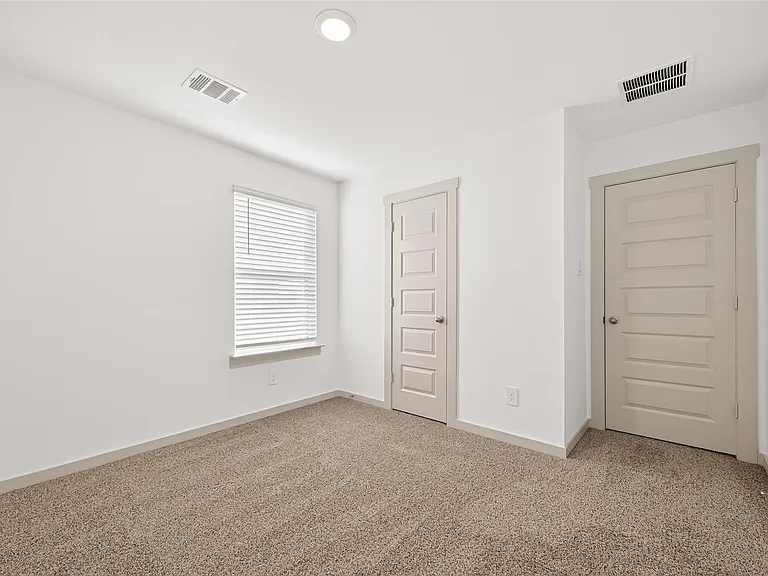 1107 Lakes Edge Ln — Photo 38