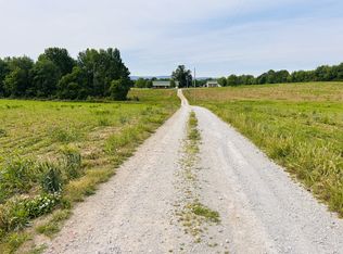 235 Breezy Knoll Ln, Morrison, TN 37357