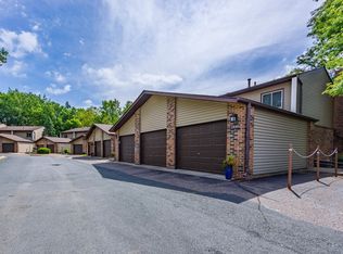 2442 Mendelssohn Ln N #430, Minneapolis, MN 55427