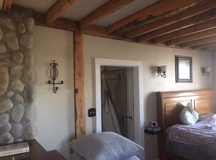 36 Post Rd, Warwick, RI 02888