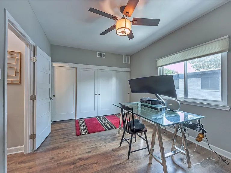 5701 Gaston Ave #8 — Photo 31