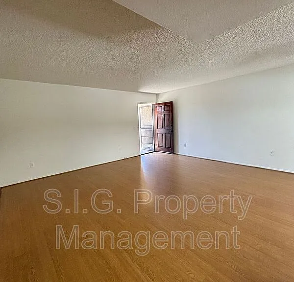 1234 Orange Grove Ave #104 — Photo 3