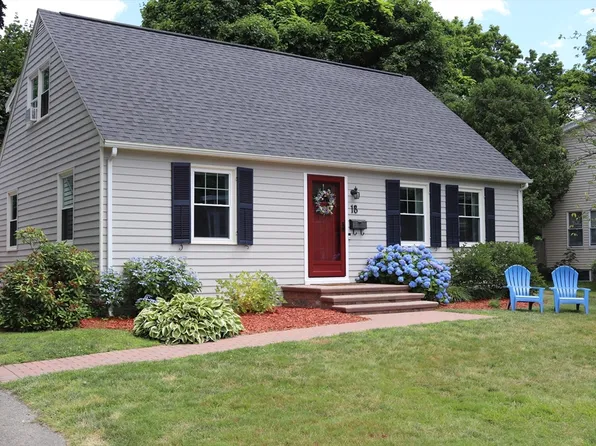 18 Columbia Rd, North Andover, MA 01845