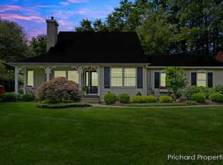 3911 McNaughton Hills Dr, Middleville, MI 49333