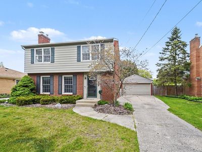 1915 Plymouth Ter SE, Grand Rapids, MI, 49506