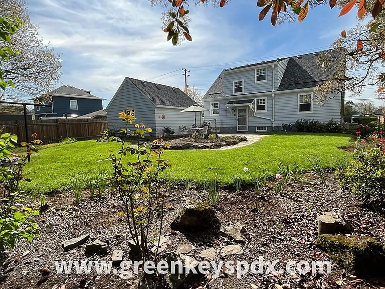 2101 N Rosa Parks Way — Photo 43