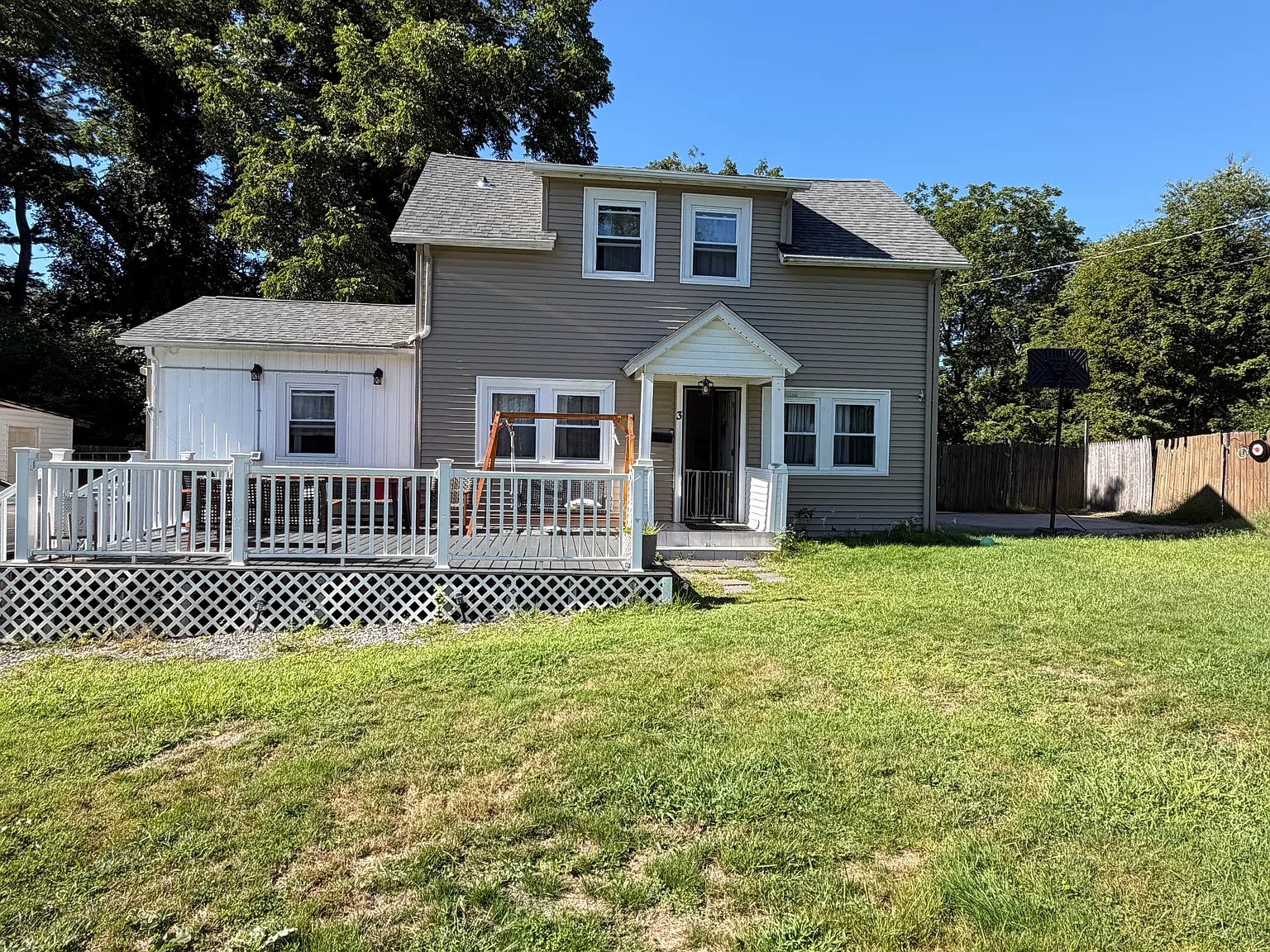 2 bed, 1131 sqft, $3,300 — Photo 1
