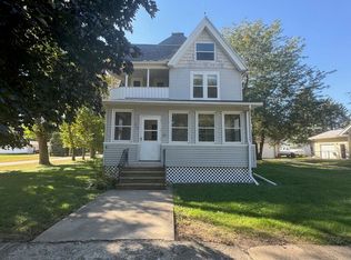 306 College Ave, Bode, IA 50519