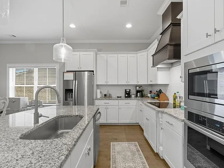 1854 Waterfall Rd — Photo 5