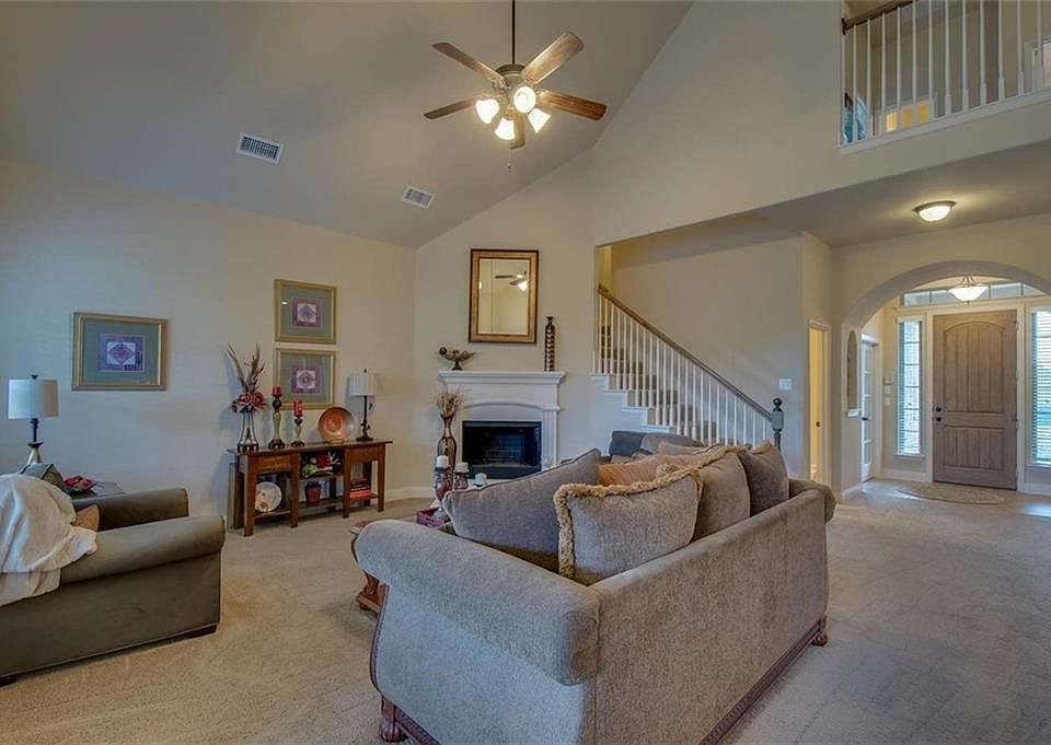 1st image of 100 Hillcrest Way