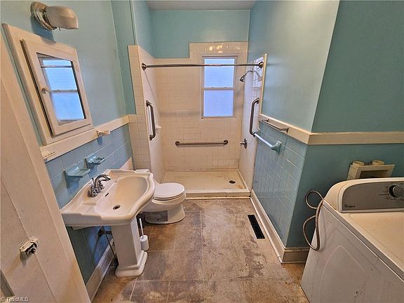 24th image of this home