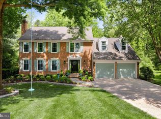 11967 Grey Squirrel Ln, Reston, VA 20194