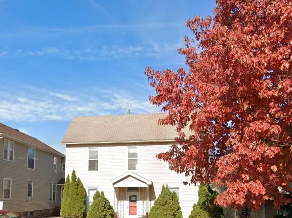 212 E Bloomington St APT 3, Iowa City, IA 52245