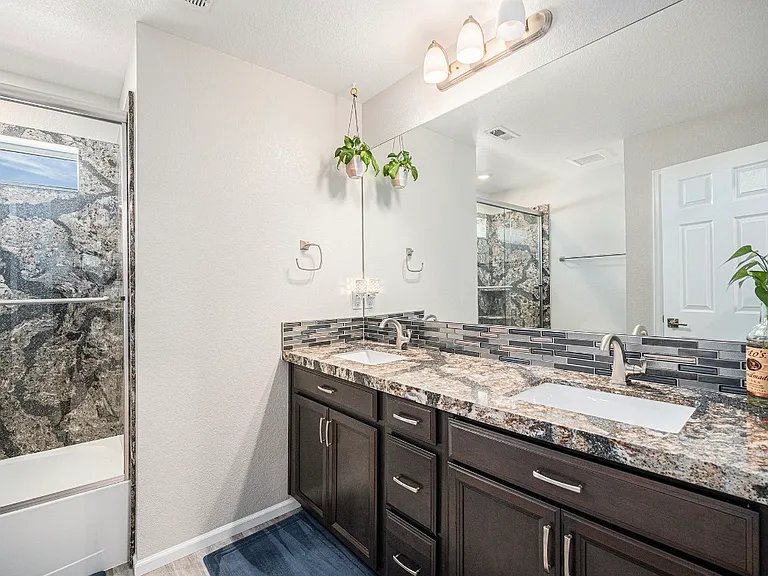 731 Shooting Star Way — Photo 21