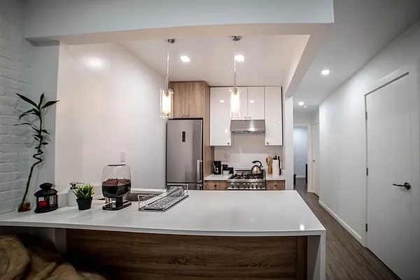 Rented by Urban Real Estate Property Group Inc | media 9