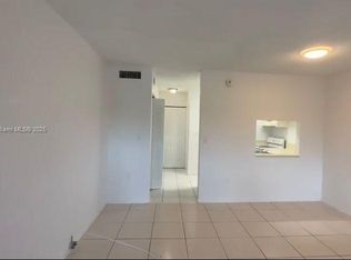 271 NW 177th St #B-216, Miami Gardens, FL 33169