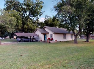 410 S 7th St, Davis, OK 73030