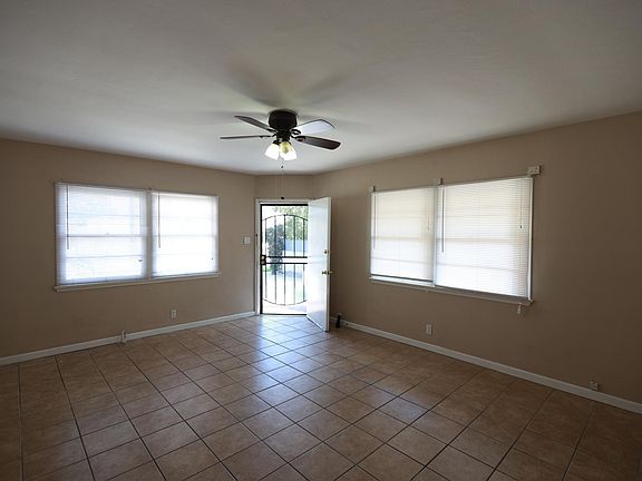 5th image of 663 N Towne Ave