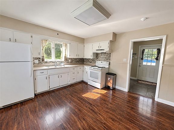 4th image of 3008 Old Pittsburgh Rd